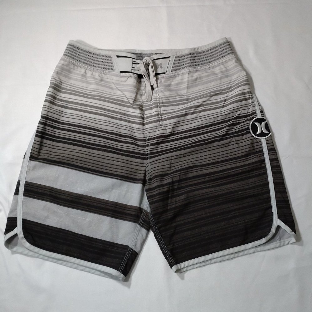 Hurley Gray Black Size 32 Board Shorts